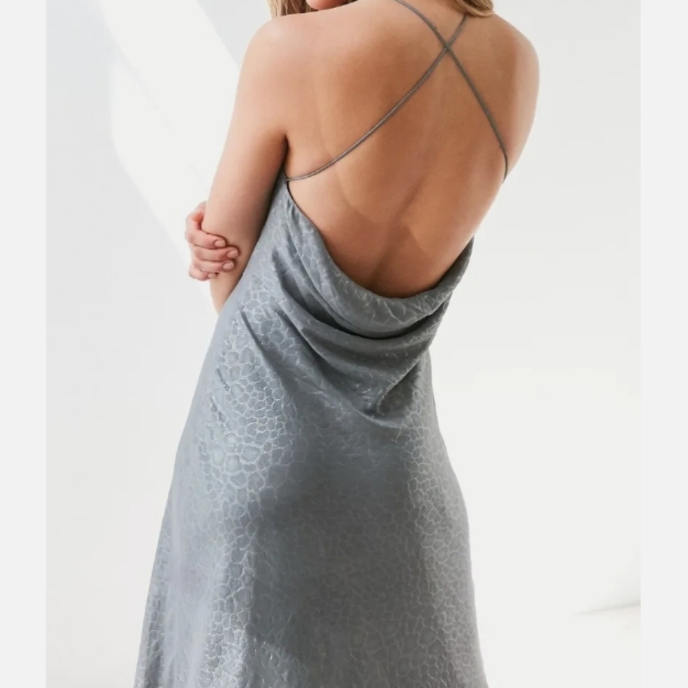 NWT Urban Outfitters Silence Silver shimer Snake Print Dress fully lined. L - Picture 2 of 10
